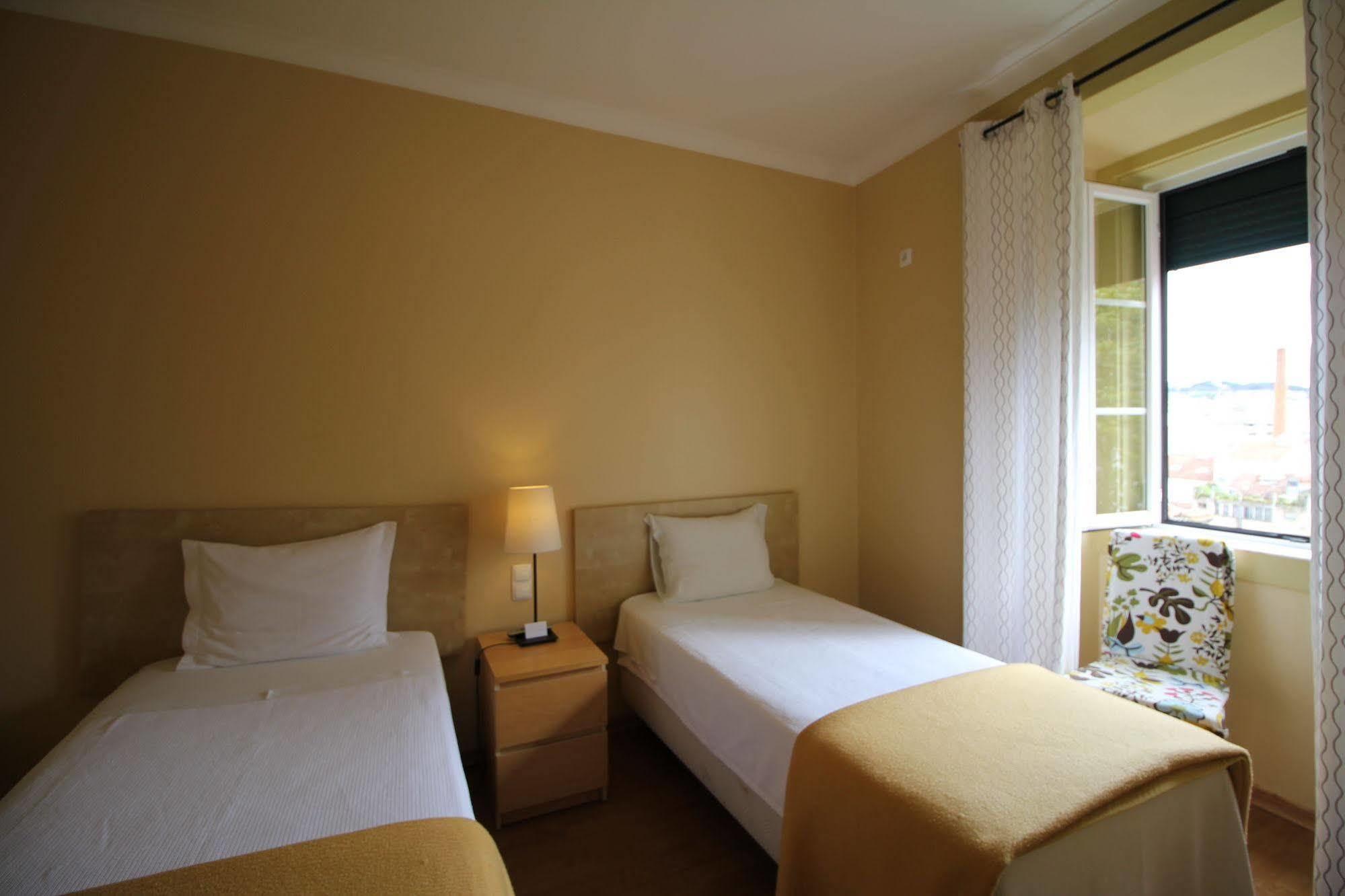 Hôtel Milanesa à Lisboa Extérieur photo