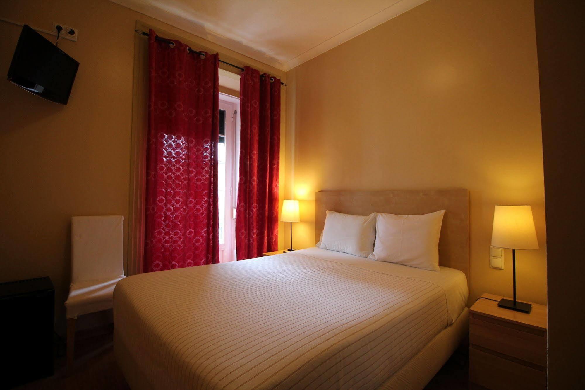 Hôtel Milanesa à Lisboa Extérieur photo